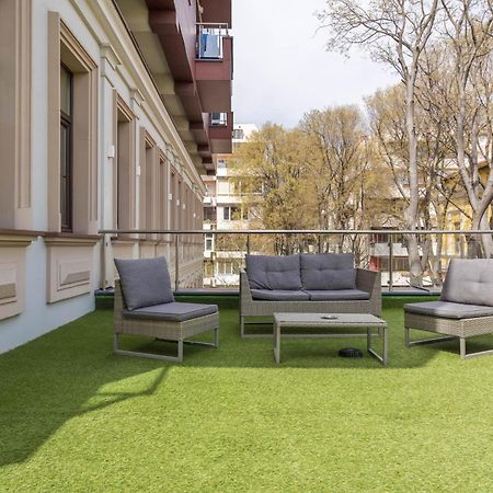 Two Bedroom Cathedral View Apartment Warna Exterior foto