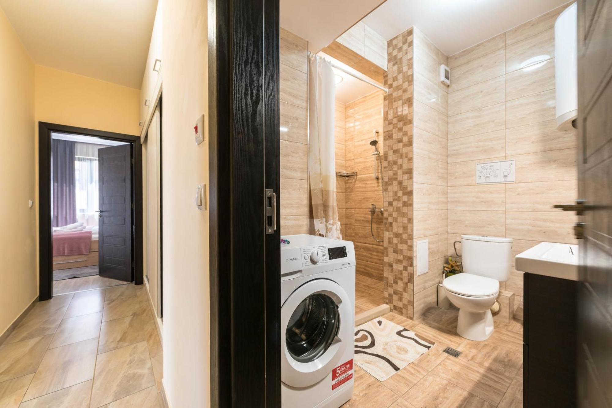 Two Bedroom Cathedral View Apartment Warna Exterior foto